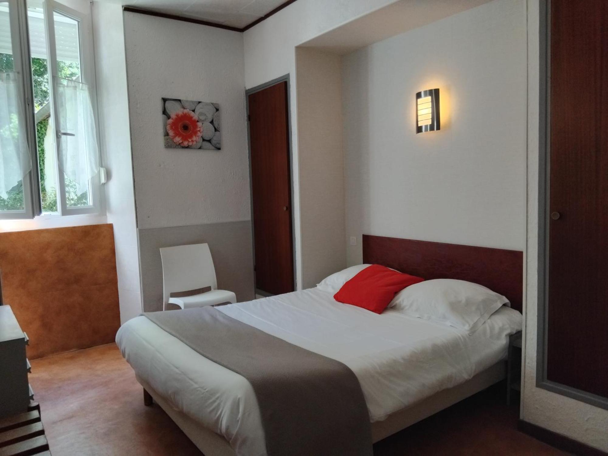 Hotel La Gravenne Thueyts Rum bild