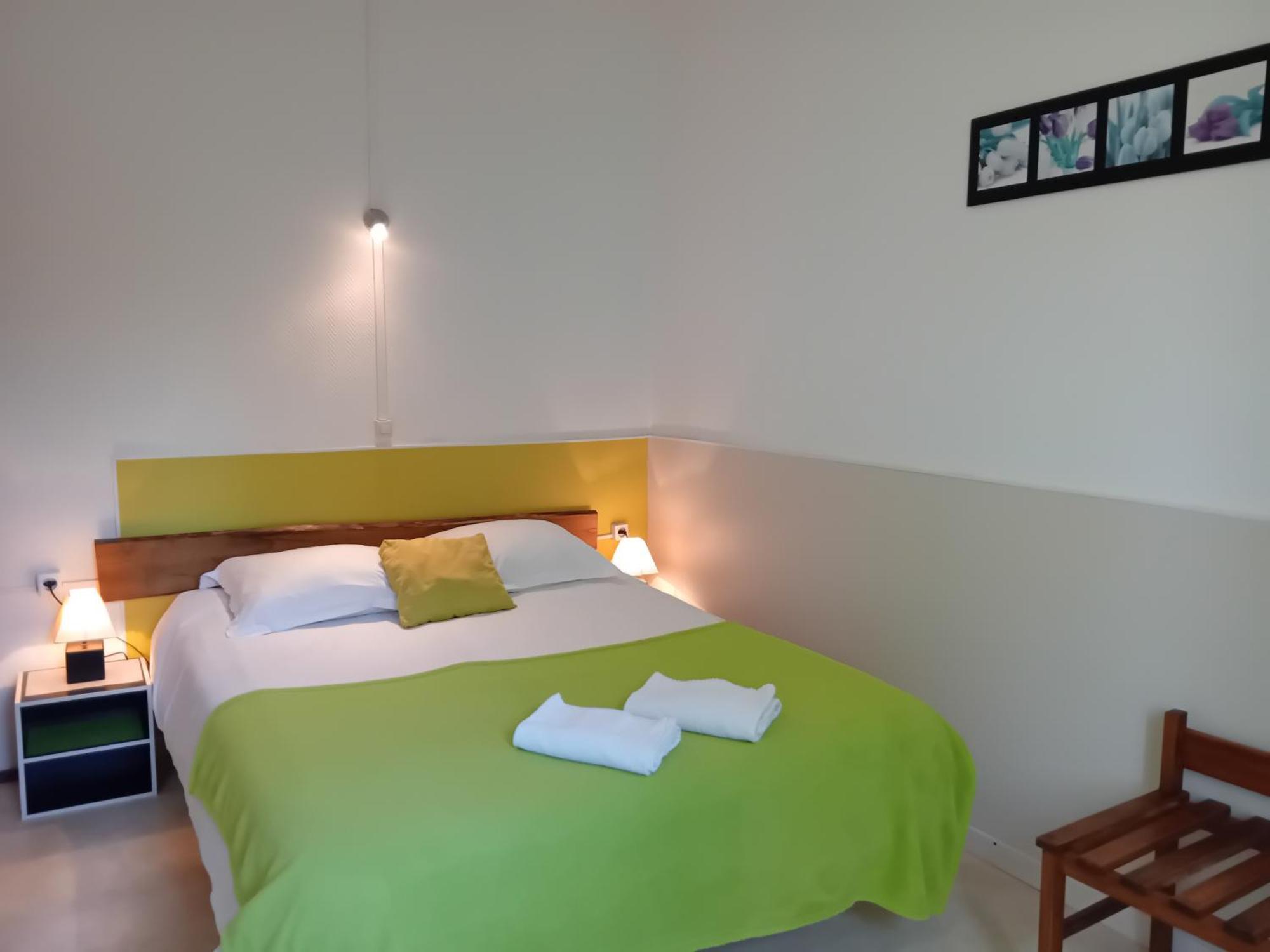 Hotel La Gravenne Thueyts Rum bild