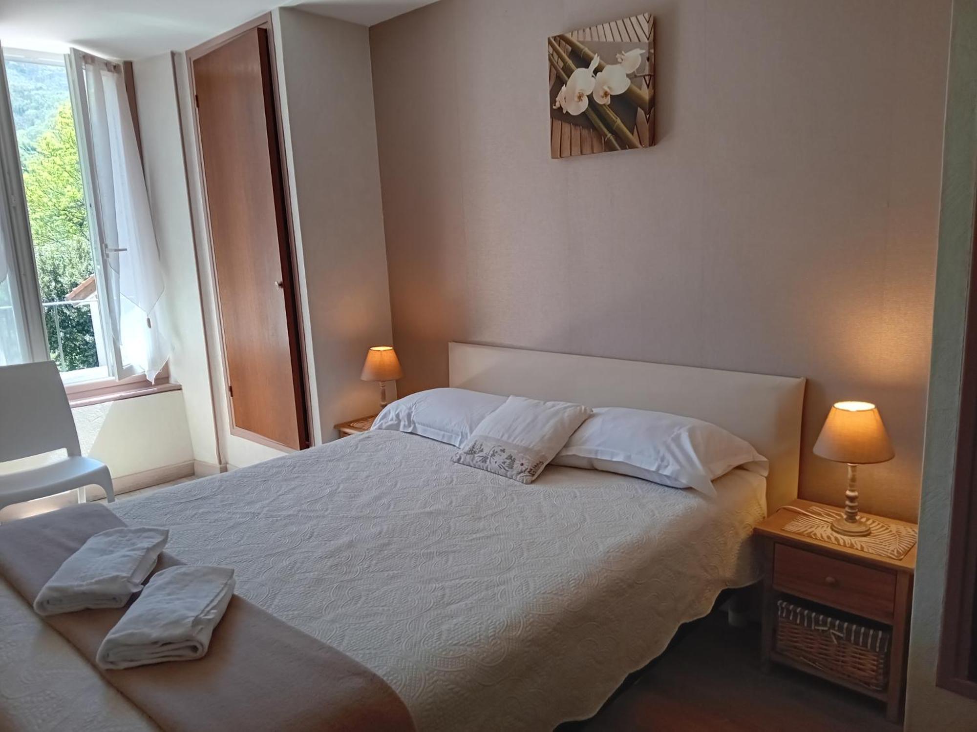 Hotel La Gravenne Thueyts Rum bild