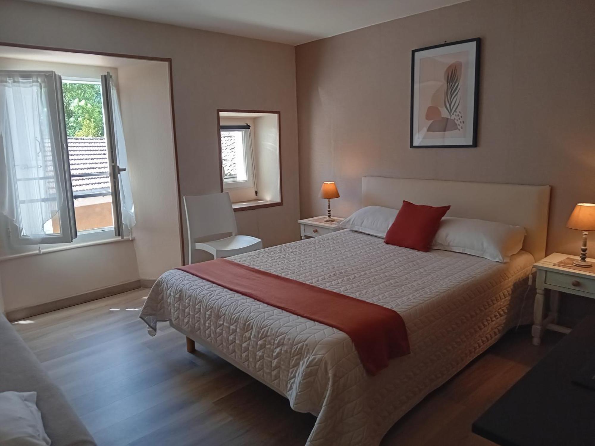 Hotel La Gravenne Thueyts Rum bild